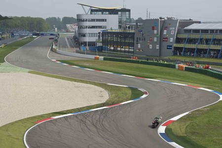 ¿Veremos coches en la catedral del motociclismo? ¡Quieren un Gran Premio de Fórmula 1 en Assen!