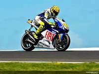 Valentino Rossi, Héctor Barberá y Pol Espargaró al frente en los libres del GP de Australia