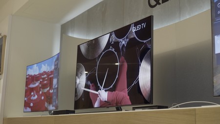 Samsung podría apostar el año que viene en sus televisores por nuevos paneles QLED que acercarían la llegada de modelos 8K