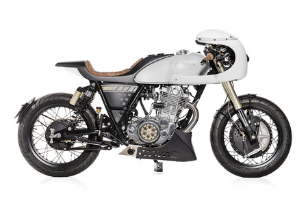 Ágil y rápida son los apellidos de esta Yamaha SR400 cafe racer que nos llega desde Portugal