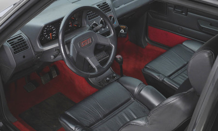 Peugeot 205 GTI blindado