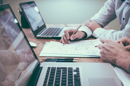 Google anuncia cuatro certificados profesionales junto a 5.000 becas en España para formar en competencias digitales y encontrar trabajo