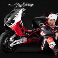 Italjet Dragster: un nuevo scooter deportivo que roza los 20 CV y viene avalado por Andrea Dovizioso, subcampeón de MotoGP