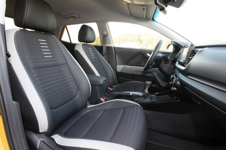 Comparativa Hyundai Kona Kia Stonic1