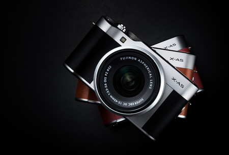 Fujifilm X-A5 y Fujinon XC15-45 mm F3.5-5.6 OIS PZ, una apuesta por la ligereza y el tamaño compacto para la Serie X