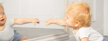 Aprendizaje por imitación: cómo influyen las neuronas espejo en la educación de los niños