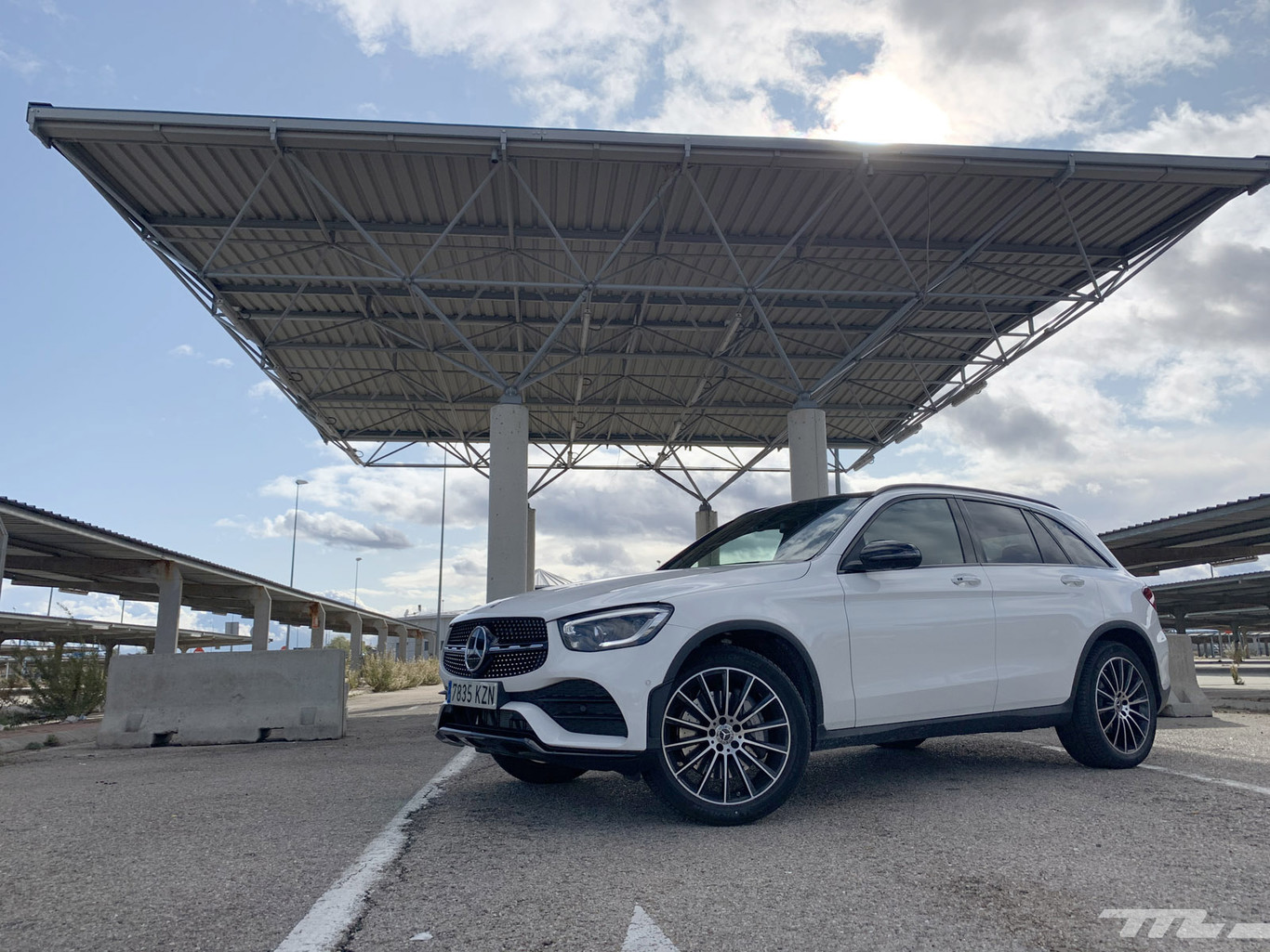 Probamos el Mercedes-Benz GLC 200 4matic, un coche SUV mild-hybrid que convence por confort pero desmerece la etiqueta ECO