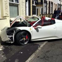 Cuando tu día más feliz se vuelve un Dolorpasión™, estrellando un Ferrari 458 Spider