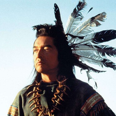 Graham Greene Bailando Con Lobos