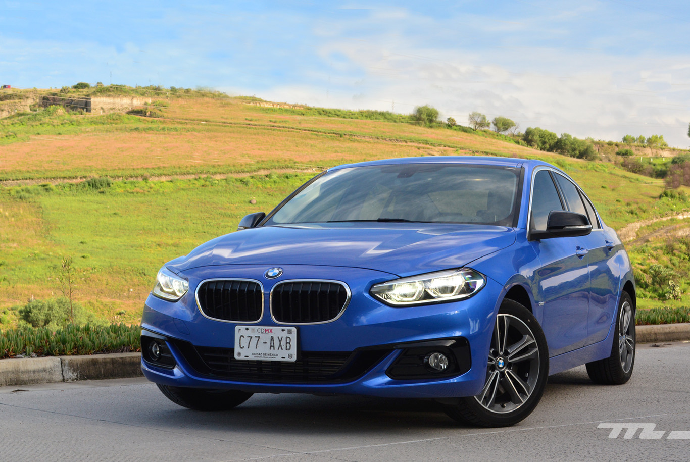BMW Serie 1 Sedán, a prueba: así va el BMW con pasaporte chino (+ video)