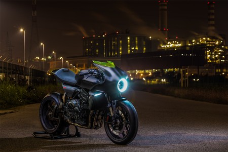 Honda CB4 'Interceptor', el prototipo café racer con una turbina que genera electricidad