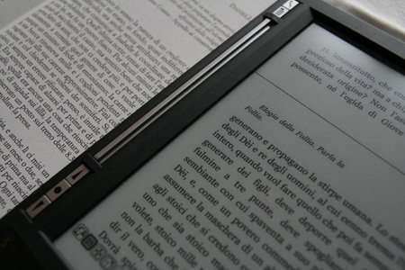 Redada en varias editoriales por pactar los precios de los libros electrónicos