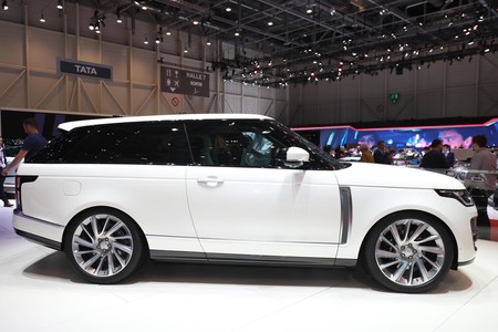 Range Rover SV Coupé