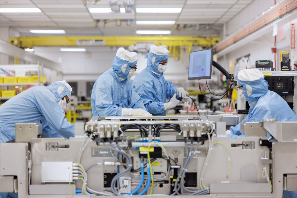 China está embarcada en su "Proyecto Manhattan" de los chips: y ya ha conseguido lo que solo ASML tenía, según Reuters