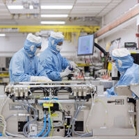 ASML ha tenido durante años monopolio exclusivo sobre las complejísimas máquinas de fotolitografía. China está cerca de romperlo