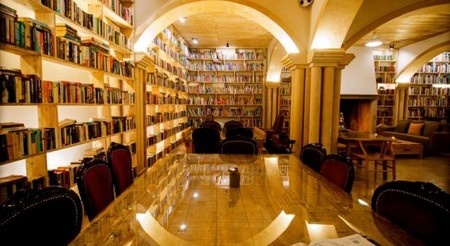 ¿Te gustan los libros? Este es tu hotel: The Literary Man Óbidos