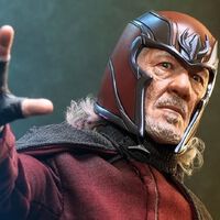 Ian McKellen retorna como Magneto 12 anos depois em 'Vingadores: O Juízo Final', mas embora "seja injusto comparar", ele está mais entusiasmado com 'O Senhor dos Anéis'