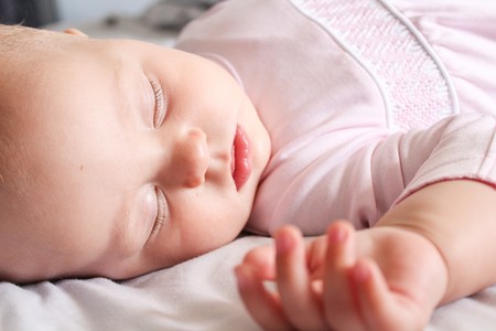 El sueño del bebé en verano: cómo conseguir un buen descanso