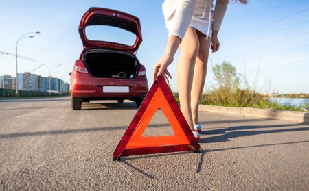Carreteras Triangulo De Seguridad
