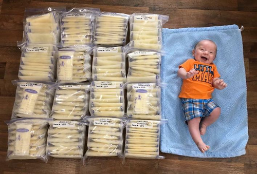 Sacarte un montón de leche para tu bebé y que al descongelarla no la quiera porque sabe a rayos