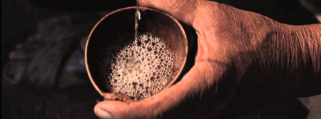 Estas son las razones de por qué el buen mezcal casi no te da cruda