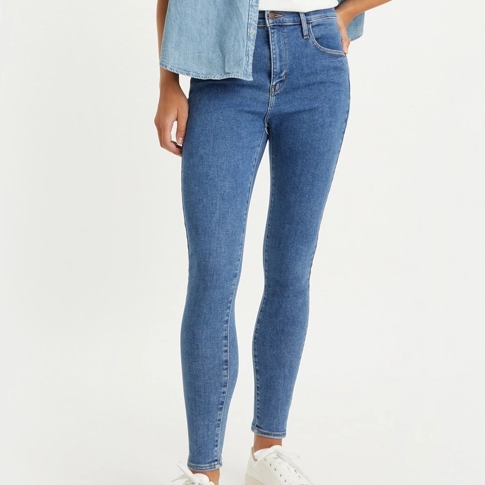 Vaquero de mujer Levi's 720 Super skinny lavado medio
