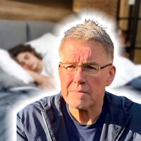 Estaba durmiendo mal sin saberlo, hasta que aprendí la regla R90: no importa cuándo te duermes, sino cuándo despiertas