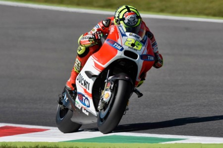 MotoGP Italia 2015: las poles de Mugello son para Danny Kent, Andrea Iannone y Sam Lowes