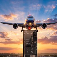 Cómo es el protocolo de seguridad y qué hacen en un avión cuando a un móvil se le hincha la batería 