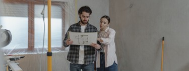 Charo Gandia, arquitecta: "Repensar el espacio de tu casa evita que pagues hasta 80.000 euros de más en la reforma"