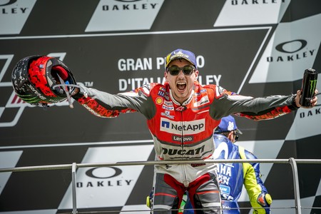 Ya es oficial: Jorge Lorenzo firma con el Repsol Honda hasta 2020