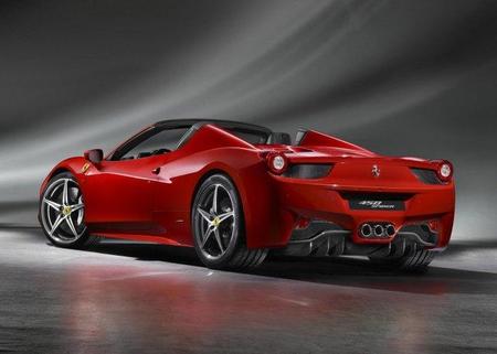 Chris Harris se pone a los mandos del Ferrari 458 Italia Spider