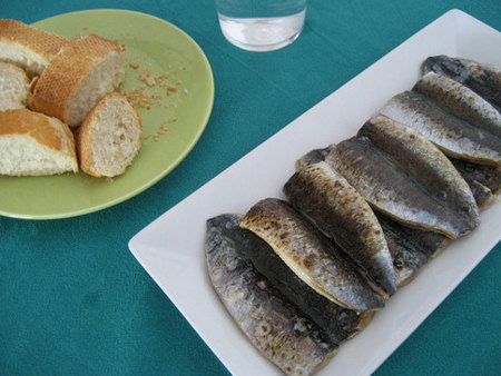 Sardinas, merluza y peras: menos precio para comer sano