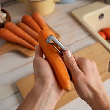 Mi madre tenía razón: pelar las zanahorias es una pérdida de tiempo. Aunque hay una excepción 