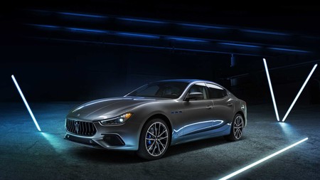 Maserati Ghibli Hybrid 1