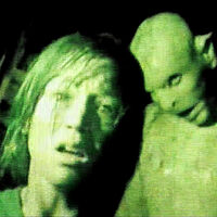 17 años después, la secuela de una de las mejores pelis de terror psicológico llega a España y con doblaje al castellano