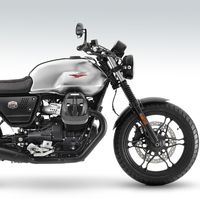 La Moto Guzzi V7 III Stone se pone en forma con una versión 'S' más deportiva y limitada a 750 unidades