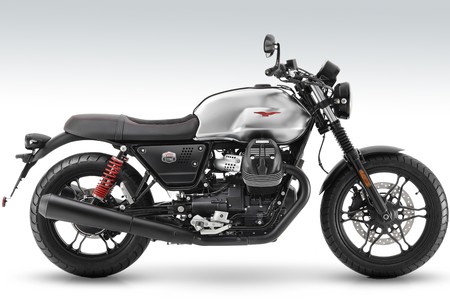La Moto Guzzi V7 III Stone se pone en forma con una versión 'S' más deportiva y limitada a 750 unidades