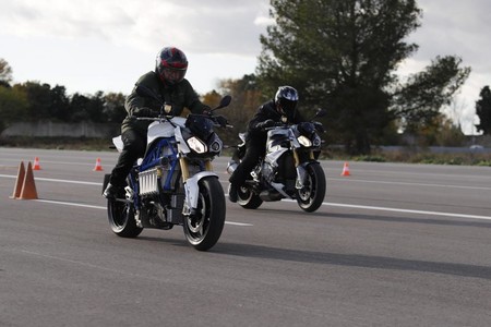 Bmw Epower Roadster Concept 14