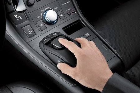 Lexus CT 200h Remote Touch
