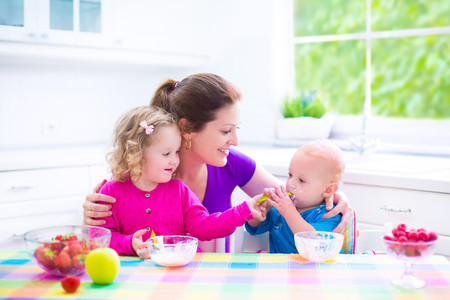 Las diferencias de género empiezan ya en la infancia: los niños reciben más paga que las niñas