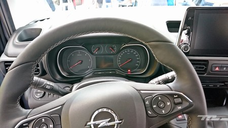 Opel Combo Life 2018 006