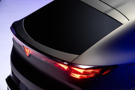 CUPRA Tavascan Primer Contacto 24