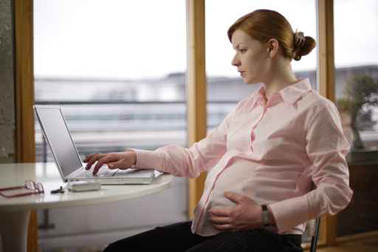 220 empresas andaluzas siguen discriminando a las mujeres en el trabajo