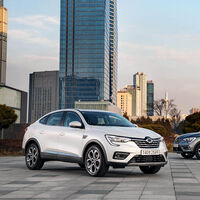 Renault vende el 34% de la antigua Samsung a Geely para fabricar híbridos y eléctricos sobre base de Volvo XC40