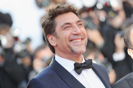 Javier Bardem presenta 'Todos lo saben' en Cannes con un elegante look impecable