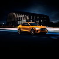El Ford Mustang Mach-E GT 2021 se vestirá con el nostálgico color Cyber Orange