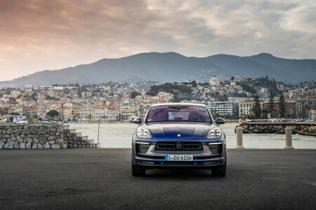 Porsche Macan T 23
