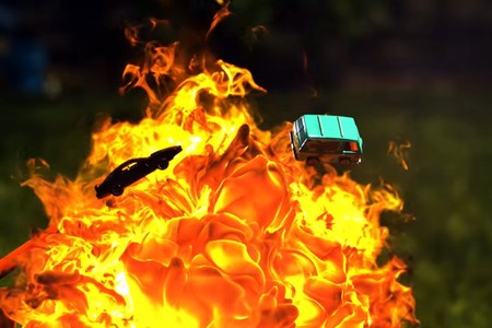 Son juguetes, pero este vídeo de Hot Wheels va a ser lo más espectacular que verás hoy