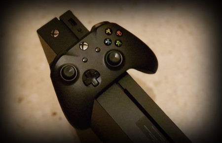 La Xbox One X arrasa y no sólo en potencia: las ventas en el Reino Unido mejoran las previsiones más optimistas